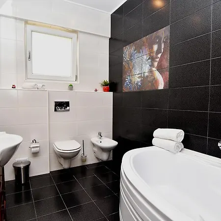 Boutique White Duchess Navodari