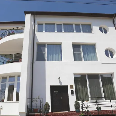 Pensiune Boutique White Duchess